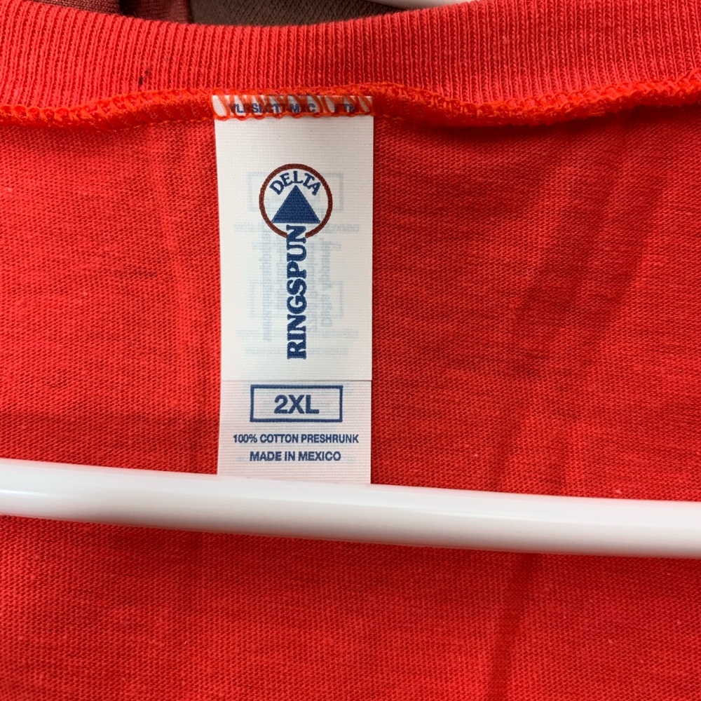 Delta Red Ringspun Tee Upcycled - Picture 4 of 4